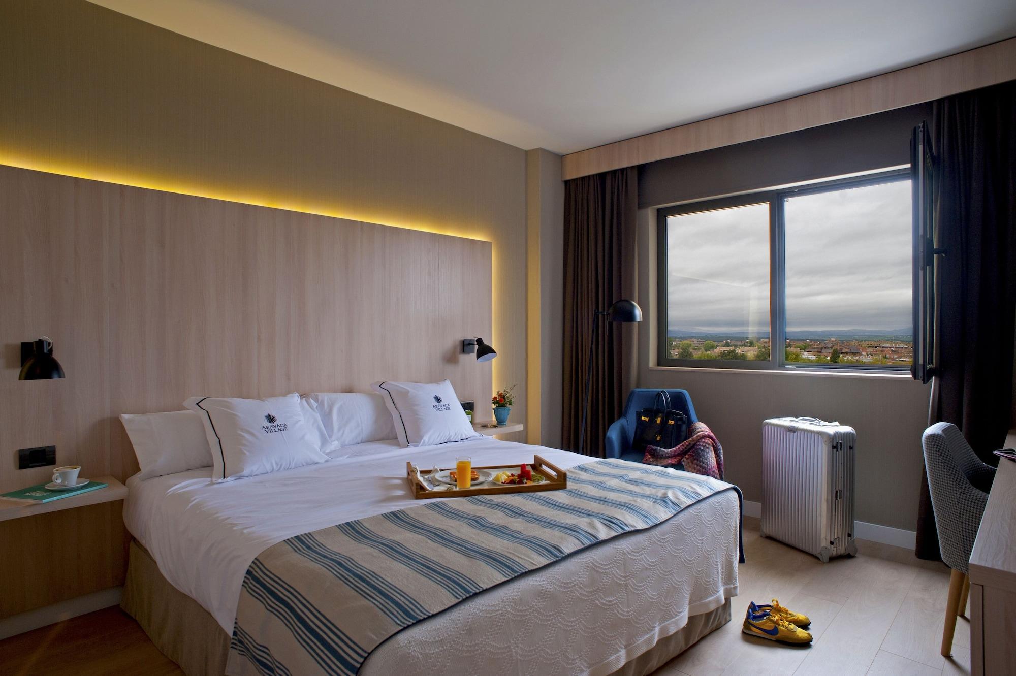 Hotel Aravaca Village Madri