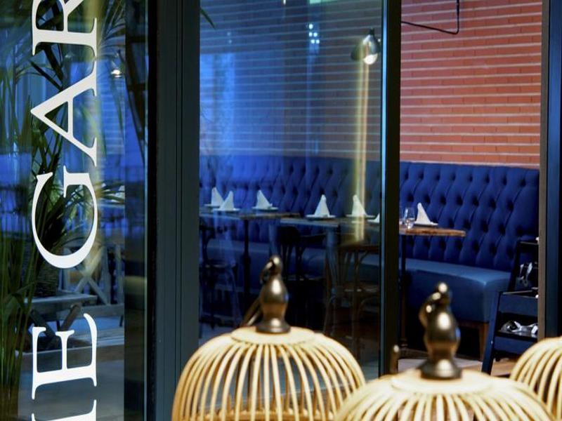 Aravaca Village Hotel Madri